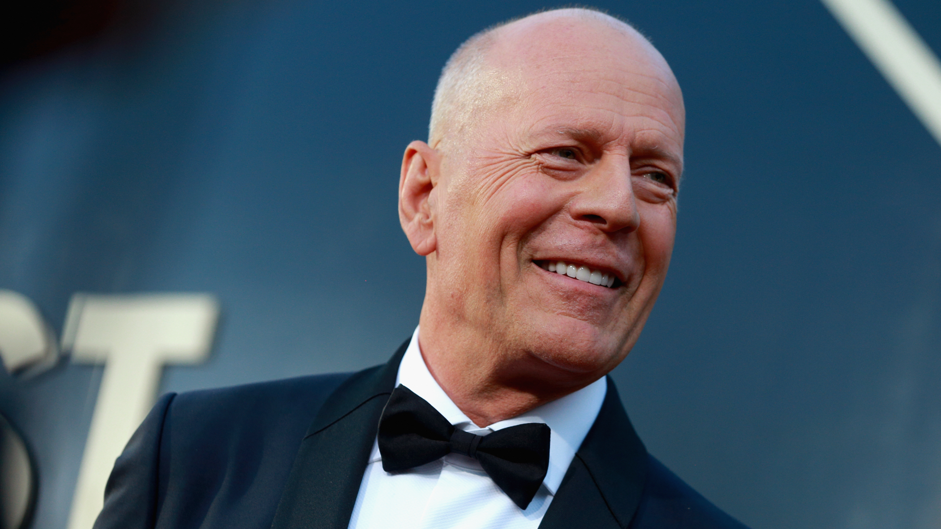 Dvd Provas e Trapaças Bruce Willis em Promoção na Americanas